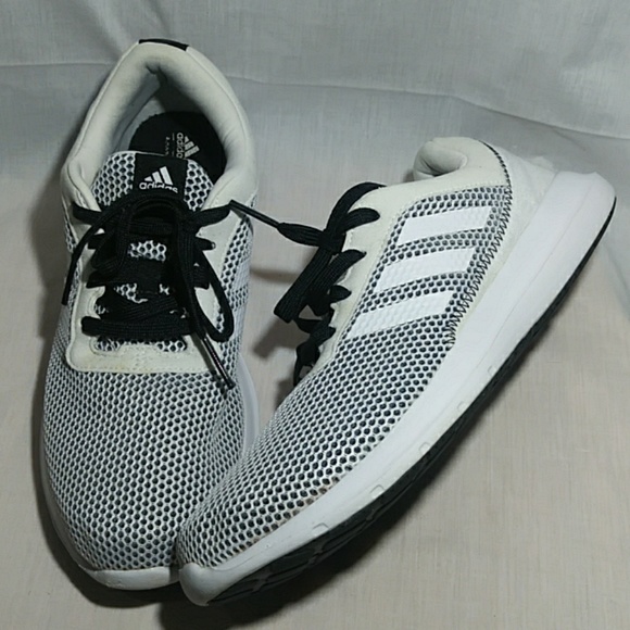 element refresh 3 adidas
